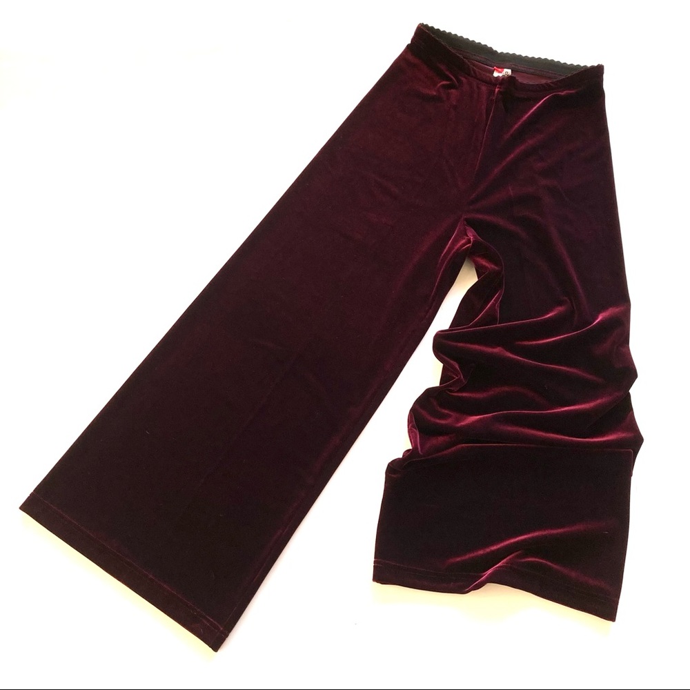 Wide Leg Cropped Stretch Velvet Pant